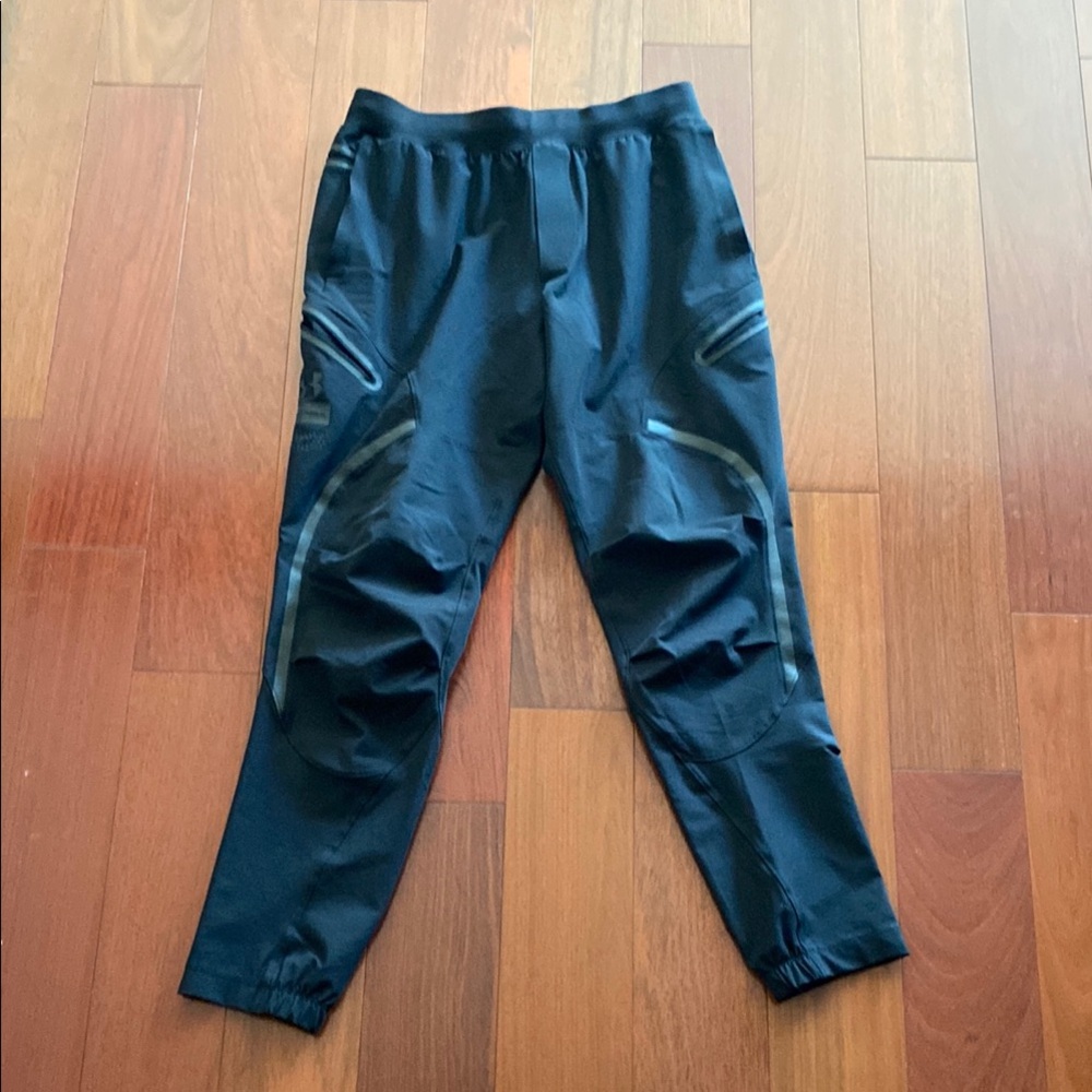 Under Armour Black Joggers Tapered Fit Athletic